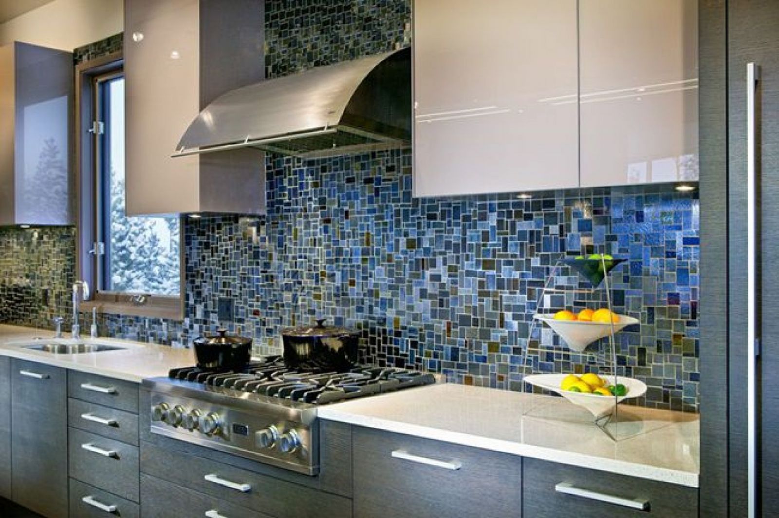 gạch mosaic ốp bếp